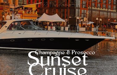 Private Cruise: Champagne and Prosecco Yacht Sunset Cruise
