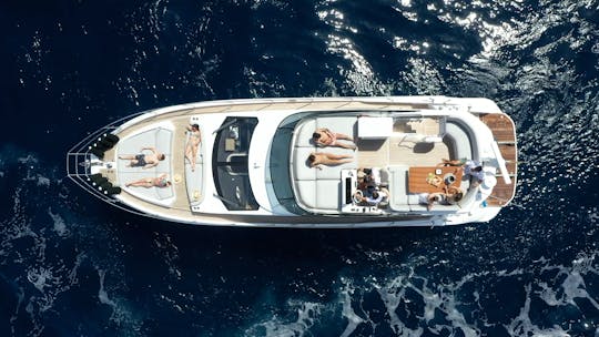Louez le bateau à moteur Azimut 53 fly à Majorque