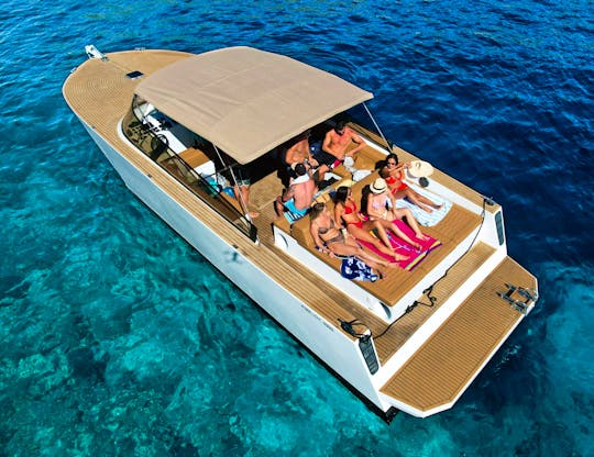 Private Tours for up to 16 people onboard Felix 40 Yacht from Hvar