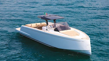 Alquiler del yate a motor Pardo 43 en Saint-Tropez 