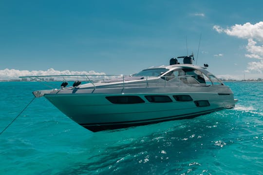 Magnifique et puissant yacht Pershing de 56 pieds à Quintana Roo 