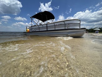 2022 27FT Coach Pontoon with 250hp Honda outboard!