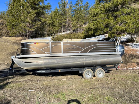 2019 Sylvan Fish&Cruise Pontoon Boat for Rent @Holter Lake Wolf Creek Montana