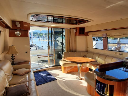 Freestar Carver 56' luxury Yacht Rental at Vancouver