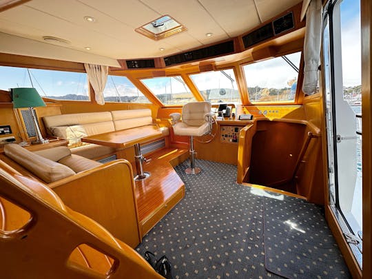 Explore San Francisco Bay on a 52 ft. Private Luxury Yacht