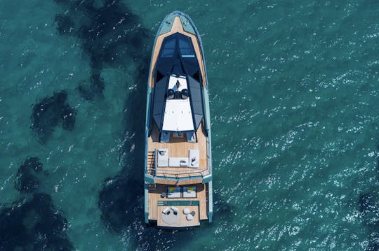 85 pés Wally WHY 150 — Aluguer de iates de luxo moderno em Miami
