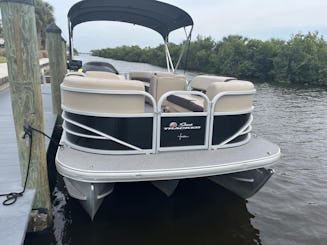 2020 Suntracker Party barge Tri-toon 150 HP Marcury,   in Punta Gorda