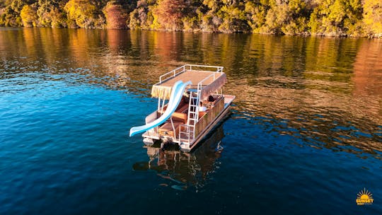 Rent our amazing Tiki Pontoon Boat on Lake Travis!