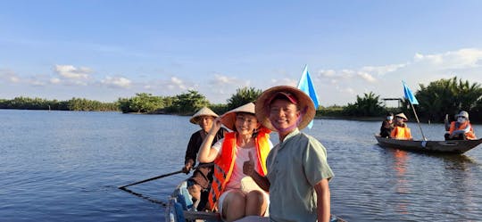 Hoi An Rural Experience: Boat Ride on Co Co River & Biking Along Unbeaten Paths