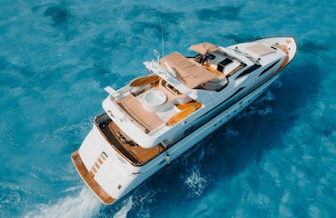 Azimut 100' Luxury Mega Yacht with jet ski included