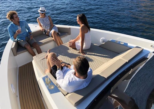 De Antonio D42 Open Enjoy Enjoy Motor Yacht Rental em Eivissa, Illes Balears