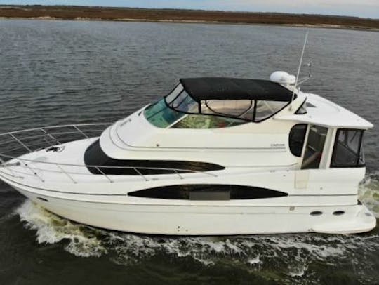 50’ Yacht in Oysterbay, Cruise, Kayak, Paddleboard, swim, snorkel sea scootr BBQ