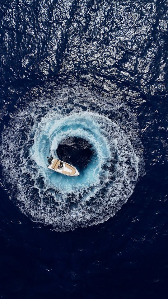 Alquiler de barcos privados en Milos para hasta 5 personas: ¡descubra las joyas ocultas!