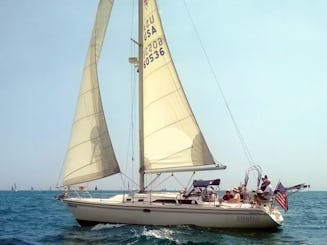 Come Sailing at Navy Pier Marina, Chicago - Beautiful 36' Catalina Sailboat