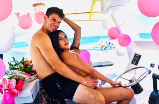  🥂 UN MAGNIFIQUE YACHT PRIVÉ 🥂 ORGANISEZ VOTRE ANNIVERSAIRE POUR UN ENTERREMENT DE VIE DE JEUNE FILLE 🍾 Réservez maintenant 🎉