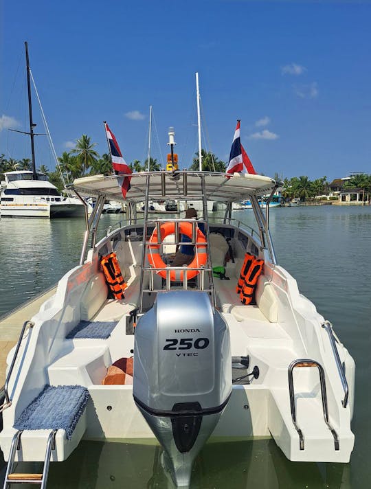 Get ready for an Epic Speedboat Escapade To Phi Phi Islands / James Bond / Krabi