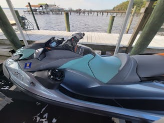 Jetski privé ! Parfait pour les couples FAST 170HP !