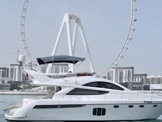 Freedom 52 Offers stunning views of Dubai Marina's iconic buildings and landmark