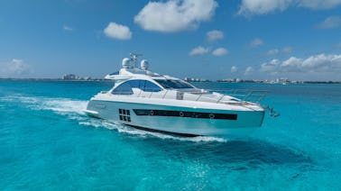 Alquiler de megayates Azimut de 55 pies de potencia en Cancún, México