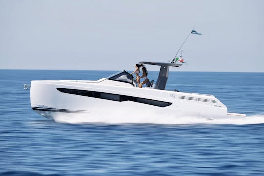 Fiart 39 Motor Yacht Rental in Saint-Laurent-du-Var, Provence-Alpes-Côte d'Azur