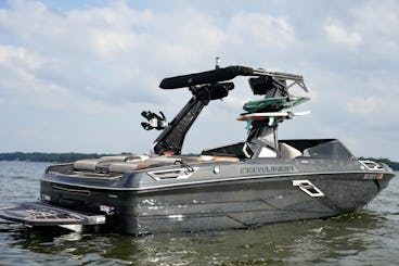 Surfing, Cruising, Fun!! 2023 Centurion RI230 on MN Lakes