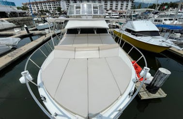 57Ft Comfortable Mickelson yacht in Puerto Vallarta 
