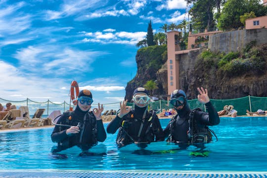 Funchal: Try Scuba Diving