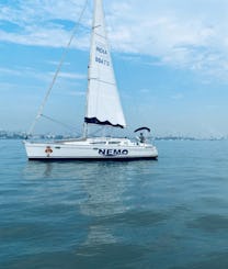 Luxury Sailing Experience in the Mumbai