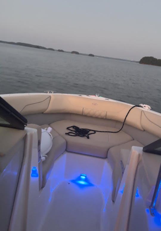 Luxury Regal LX2 on Lake Lanier