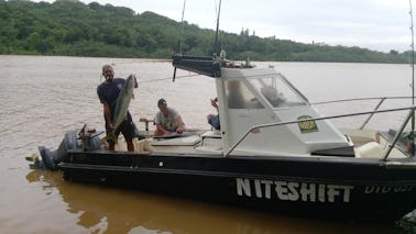 Reserve un chárter para surfear en Port Shepstone, KwaZulu-Natal