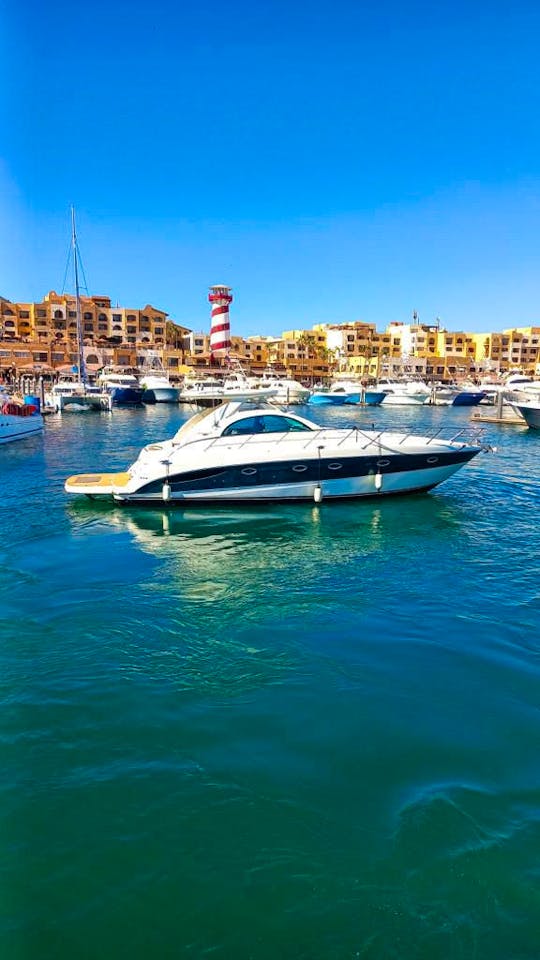 45 FT MAXUM YACHT IN CABO SAN LUCAS B.C.S MEXICO  