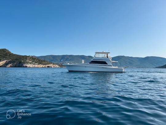 Yate a motor Riviera 48 Flybridge en Atenas