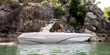 WAKE SURFING CHARTER - ATX Wake Surf Boat for up to 8 People on LAKE AUSTIN