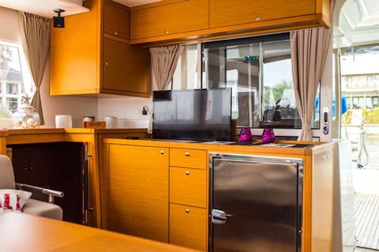 46' Lagoon 450 Sailing Catamaran - 12 Guests - Kemah Boardwalk Marina, Galv Bay