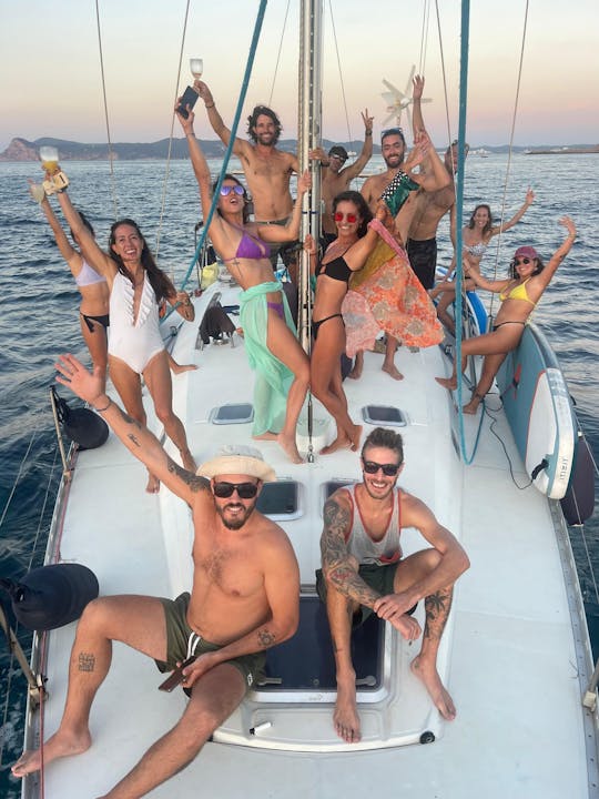 Aluguer de vela 50' Beneteau Gybsea em Ibiza