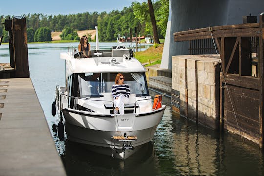 Suncamper 35 - Alquiler de barcos por el canal en Venecia, Italia. No se requiere licencia
