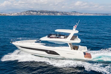 Location de méga-yacht Prestige 590 Flybridge sur la Côte d'Azur, France