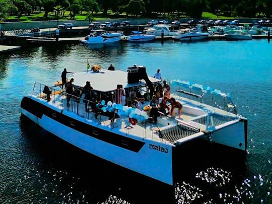Catamarã Praia Power para até 50 passageiros no Rio de Janeiro, Brasil