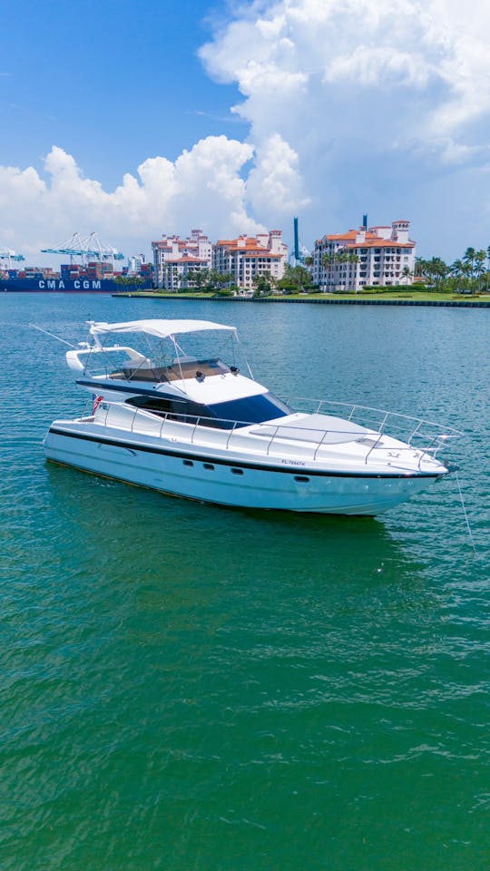 Festa de despedida de solteira especial da 50 Azimut Flight Bridge 13PPL