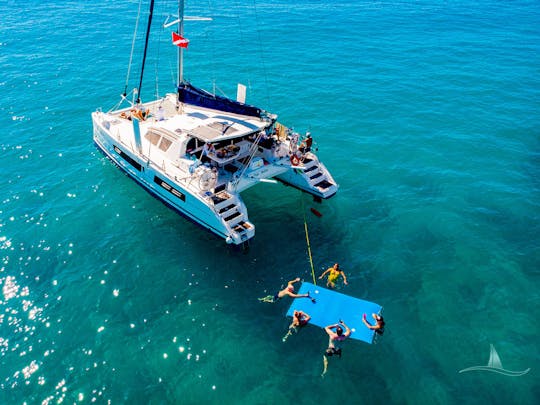 Private Sailing Adventure on a Performance Catamaran in Honolulu, Hawaii