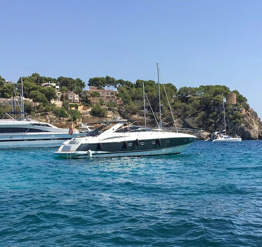 Iate de luxo Sunseeker Camargue 50 em Port Calanova, Espanha