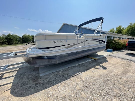 Enjoy the Turquoise Water of Glen Lake on 20' Bennington Pontoon!