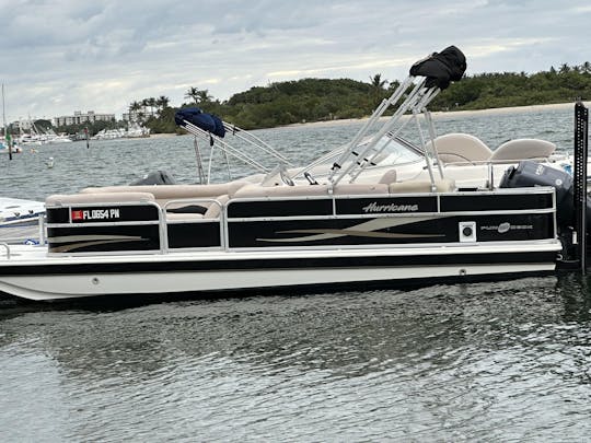 Pontón Fundeck de fibra de vidrio de 22 pies para 12 personas