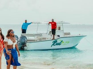 Four Islands Private Excursion on 29ft Seabird: Unlimited Bahama Mama