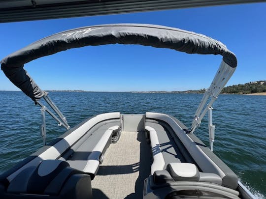 The Folsom Lake Fun Ship - Best Day Ever!