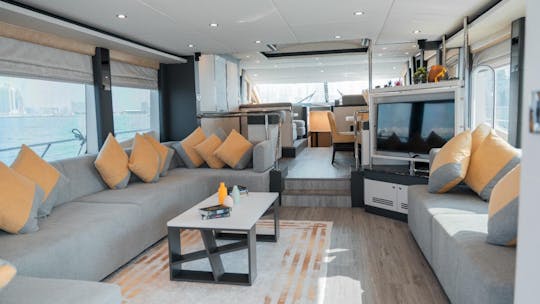 MAJESTY 80 enjoy sailing in dubai water