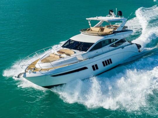 Sea Ray L650 Flybridge de 65 pies: alquiler de yates de lujo en Nassau, Bahamas