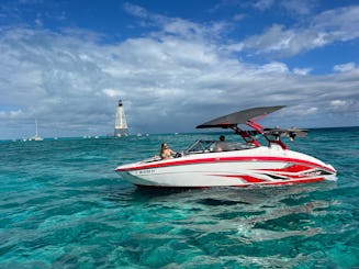 Yamaha 242XE - Barco de entretenimiento de primera línea para cualquier aventura - Islamorada