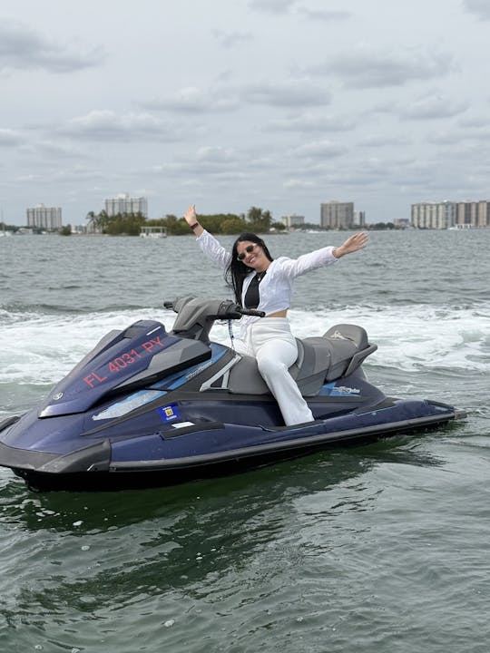1 heure de Yamaha Jetski + 1 heure de balade en bateau GRATUITE