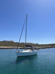 Viagem de barco de um dia em Chania a bordo do veleiro Jeanneau Sun Odyssey 32.2